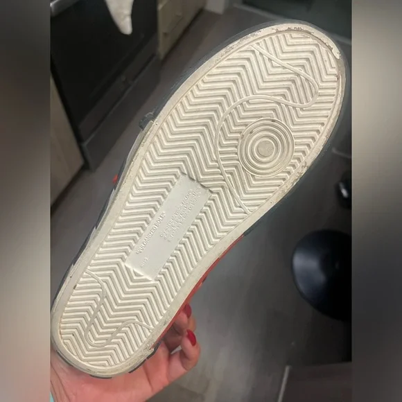 Off-White Vulcanuzed  Women's Shoes - Picture 3 of 8